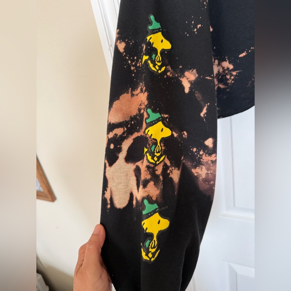 Aeropostale Black Peanuts Snoopy Graphic Sweatshirt - Picture 4 of 15